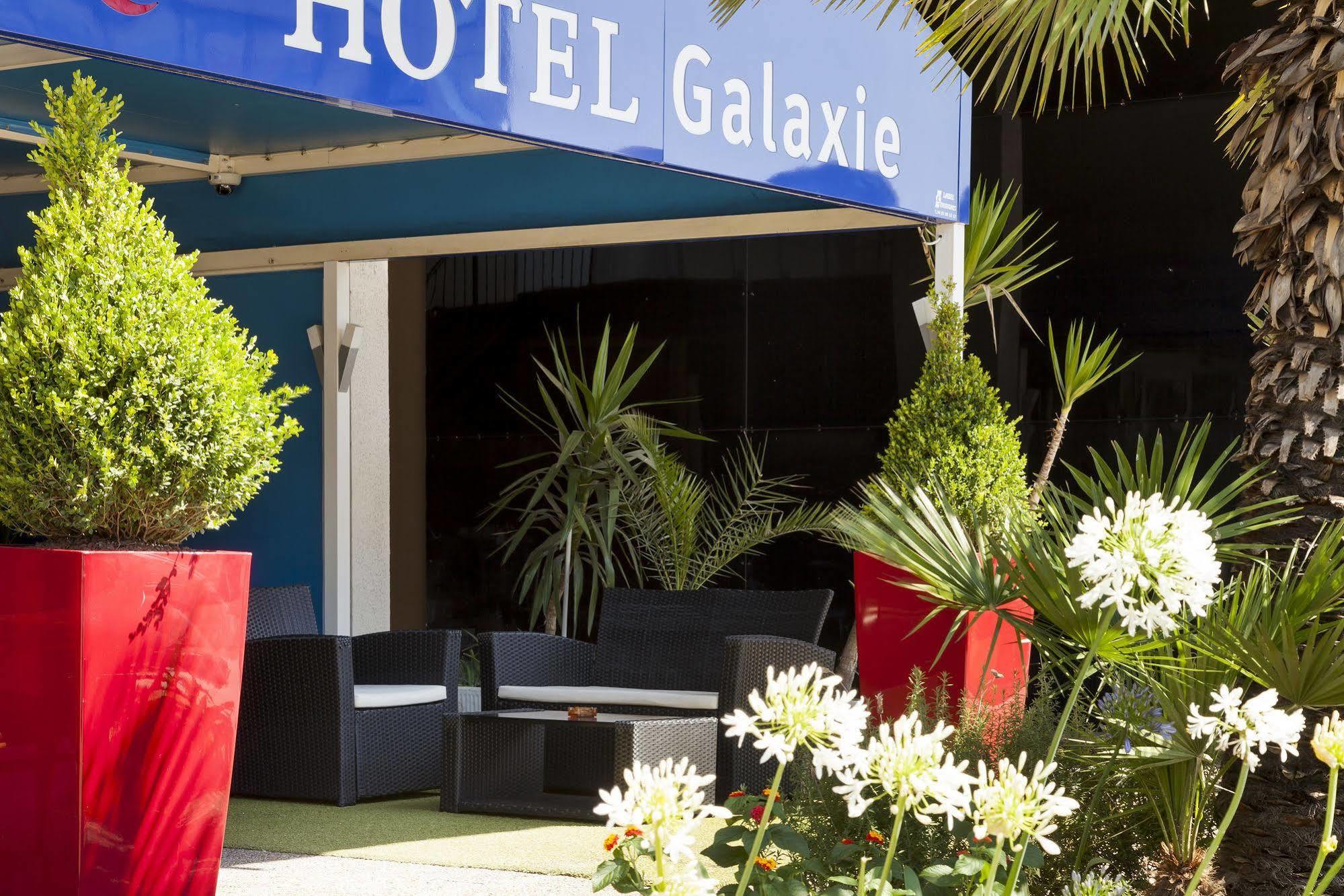 The Originals City, Hotel Galaxie, Nice Aeroport Saint-Laurent-du-Var Exterior photo